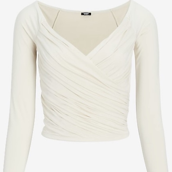 Express M Body Contour Swan Compression
Long sleeve Top - Picture 1 of 4